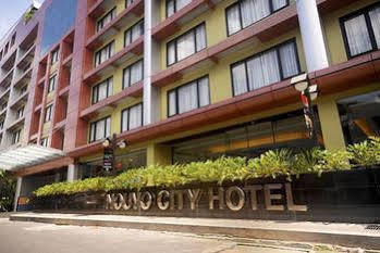 Nuovo City Bangkok Eksteriør billede